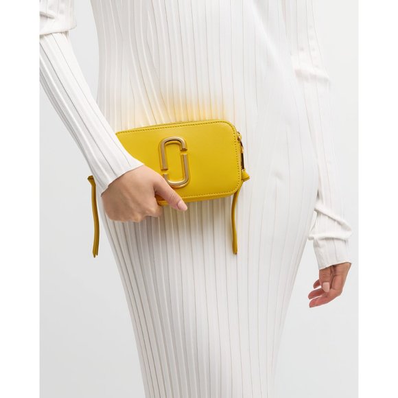 Marc Jacobs The Utility Snapshot Crossbody Bag Sun Yellow OS - Picture 15 of 16